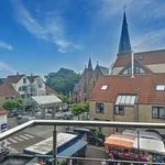 Ruim appartement gelegen aan de markt van Koekelare