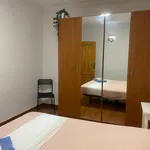 Alquilar 4 dormitorio apartamento en Almeria