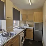 Rent 2 bedroom flat in Salford