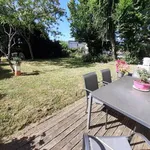 Appartement de 151 m² avec 1 chambre(s) en location à Artigues-près-Bordeaux