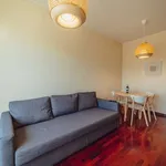 Rent 1 bedroom apartment in porto