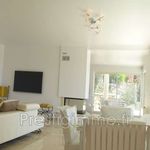 Rent 5 bedroom house of 250 m² in Vallauris