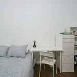 Rent a room in lisbon