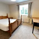 Rent 3 bedroom flat in Cotswold District