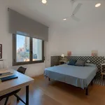 Rent a room of 133 m² in barcelona