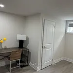 Rent 4 bedroom house in Toronto