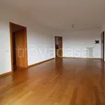 Rent 3 bedroom apartment of 85 m² in Cantù