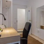 Rent 5 bedroom apartment in Valencia