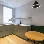 Alquilo 4 dormitorio apartamento de 111 m² en Madrid