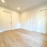 Rent 2 bedroom apartment in Manhattan