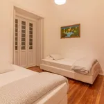 Rent a room in lisbon