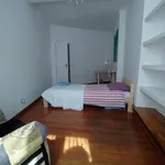 Rent 4 bedroom apartment in Lisbon