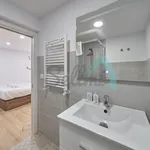 Rent 4 bedroom apartment of 117 m² in Oviedo