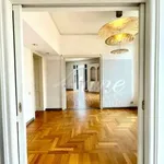 Rent 6 bedroom apartment of 200 m² in Rome