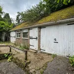 Rent 3 bedroom house in Mid Sussex