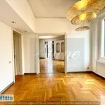 Rent 6 bedroom apartment of 200 m² in Rome