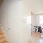 Rent 2 bedroom apartment of 74 m² in Porto