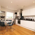 Rent 2 bedroom apartment in Hertsmere