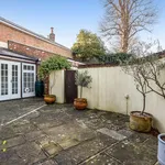 Rent 5 bedroom house in Chichester