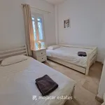 Alquilo 3 dormitorio apartamento de 100 m² en Almeria