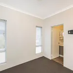 Rent 3 bedroom house of 180 m² in  Byford WA 6122                        