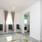 Rent 3 bedroom flat in Colchester