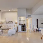 Rent 2 bedroom apartment of 431 m² in Palm-Beach