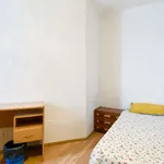 Rent a room in lisbon