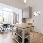 Appartement de 85 m² avec 2 chambre(s) en location à brussels