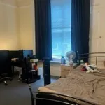 Room to rent in 33 Avenue Road, Leamington Spa CV31