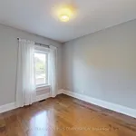 Maison de 1808 m² avec 3 chambre(s) en location à Toronto (Runnymede-Bloor West Village)