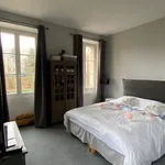 Maison de 140 m² avec 6 chambre(s) en location à Versailles