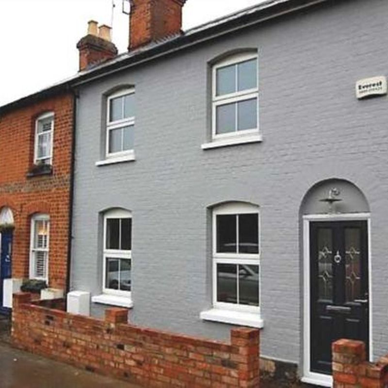 Terraced house to rent in Greys Road, Henley On Thames RG9