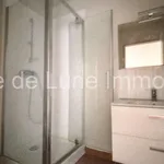 Appartement de 96 m² avec 2 chambre(s) en location à Nîmes