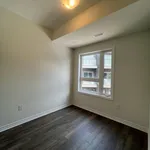 Rent 3 bedroom apartment in Toronto (Eglinton East)