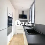 Rent 3 bedroom apartment of 65 m² in COURBEVOIE