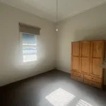 Rent 3 bedroom house in Dandenong