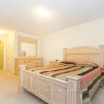 Rent 4 bedroom house of 136 m² in Brampton