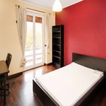 Rent a room of 115 m² in Milan