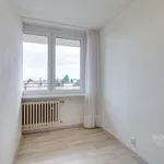 Pronajměte si 3 ložnic/e byt o rozloze 72 m² v Prague