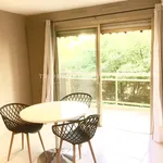 Appartement de 42 m² avec 2 chambre(s) en location à Cannes