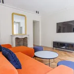 Appartement de 829 m² avec 3 chambre(s) en location à Paris