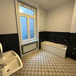 Appartement de 136 m² avec 4 chambre(s) en location à Lille