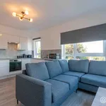 Rent 4 bedroom flat in Edinburgh