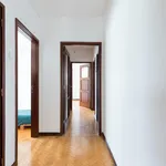 Rent 3 bedroom apartment in Porto