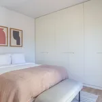 Rent 2 bedroom apartment of 44 m² in Lisbon