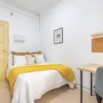 Rent 18 bedroom apartment in Madrid