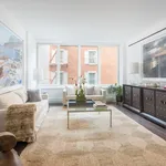 Rent 3 bedroom apartment of 182 m² in New York