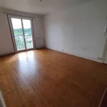 Appartement de 54 m² avec 3 chambre(s) en location à Compi