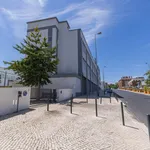 Rent 1 bedroom apartment of 60 m² in Lisbon